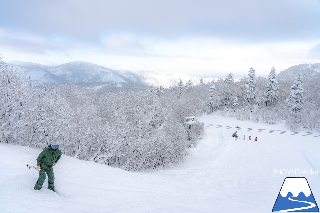 最高に気持ちの良いキロロの雪を滑る！北海道発 スキー・アウトドア専門店『パドルクラブ』のスタッフたちの休日。【ゲレンデパウダー編】in キロロリゾート